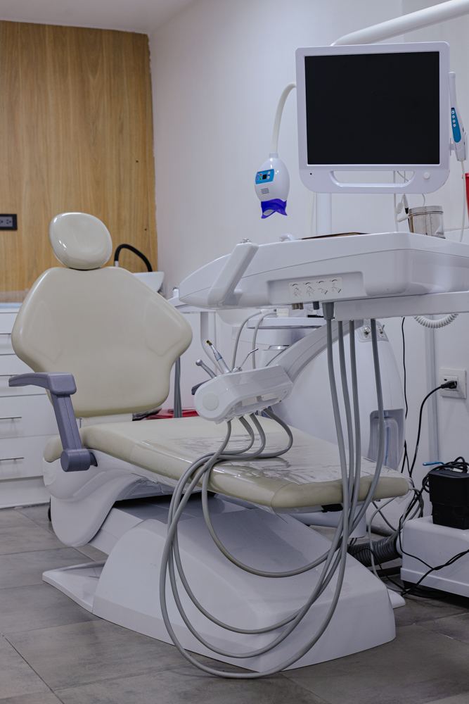 Detalle de un modelo dental de trabajo en el consultorio de Oral Dent